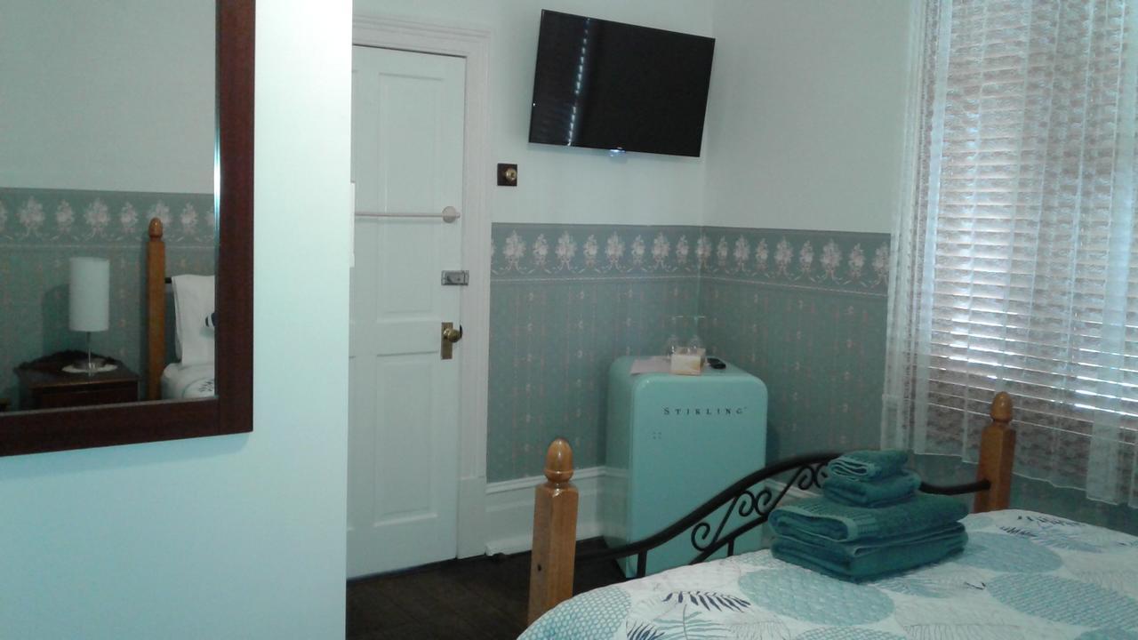 Wombermere Bed & Breakfast Гоулберн Екстериор снимка